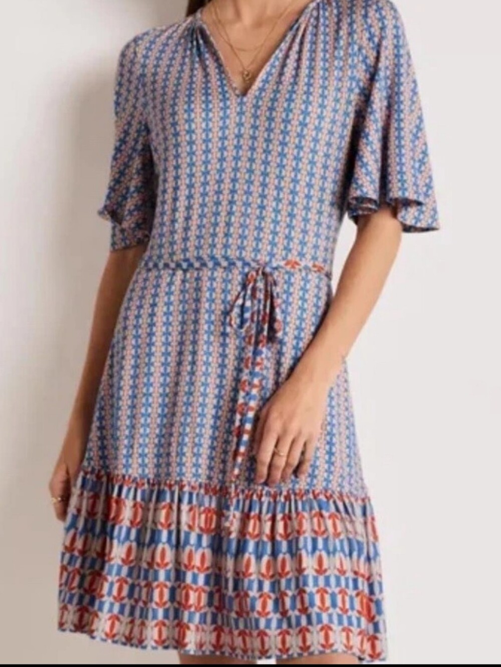Boden Notch Neck Tiered Jersey Dress in Mosaic Blue Petal Print Size 8